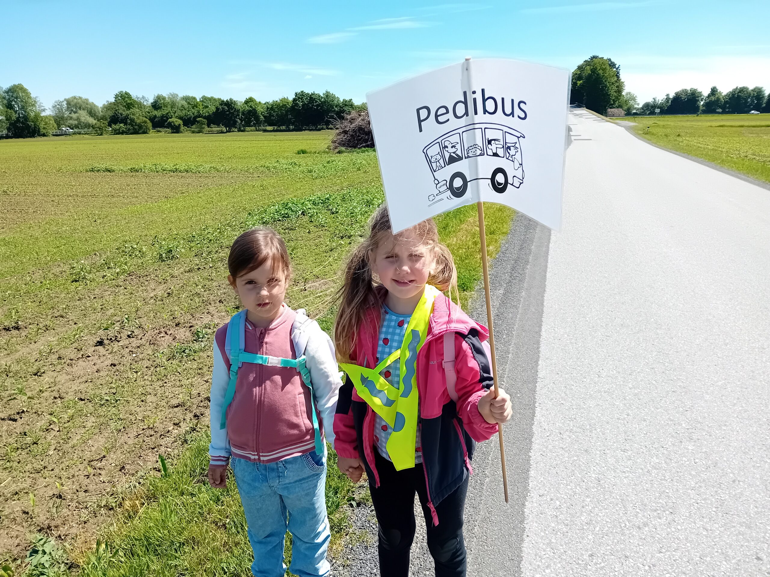 mit dem „Pedi-Bus“ in den Kindergarten …..